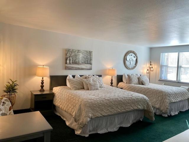 קודי Moose Creek Lodge & Suites חדר תמונה